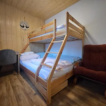 Crown Lesna Appartement *