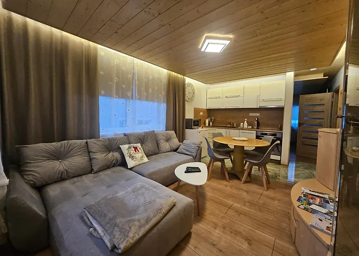 Crown Lesna Appartement