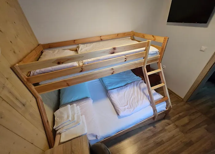 Crown Lesna Appartement *