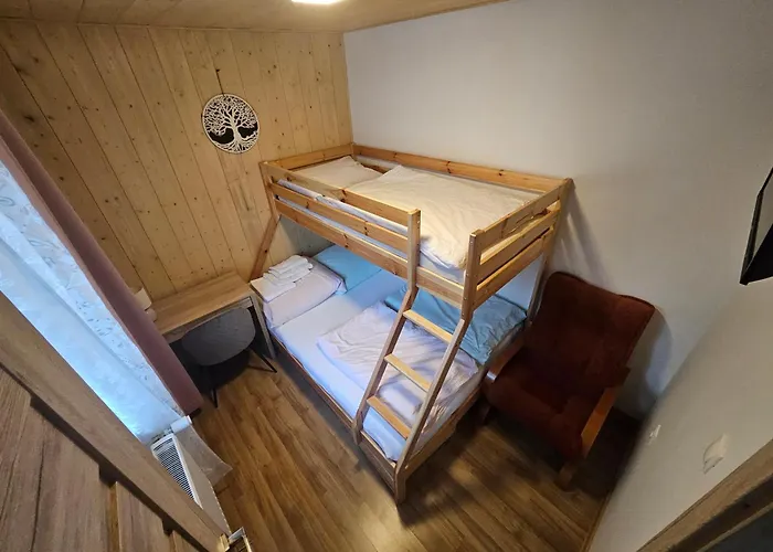 Crown Lesna Appartement *