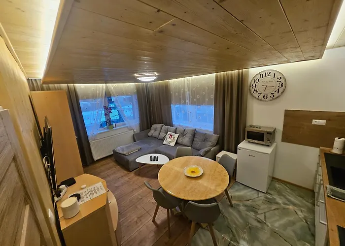 Appartement Crown Lesna *